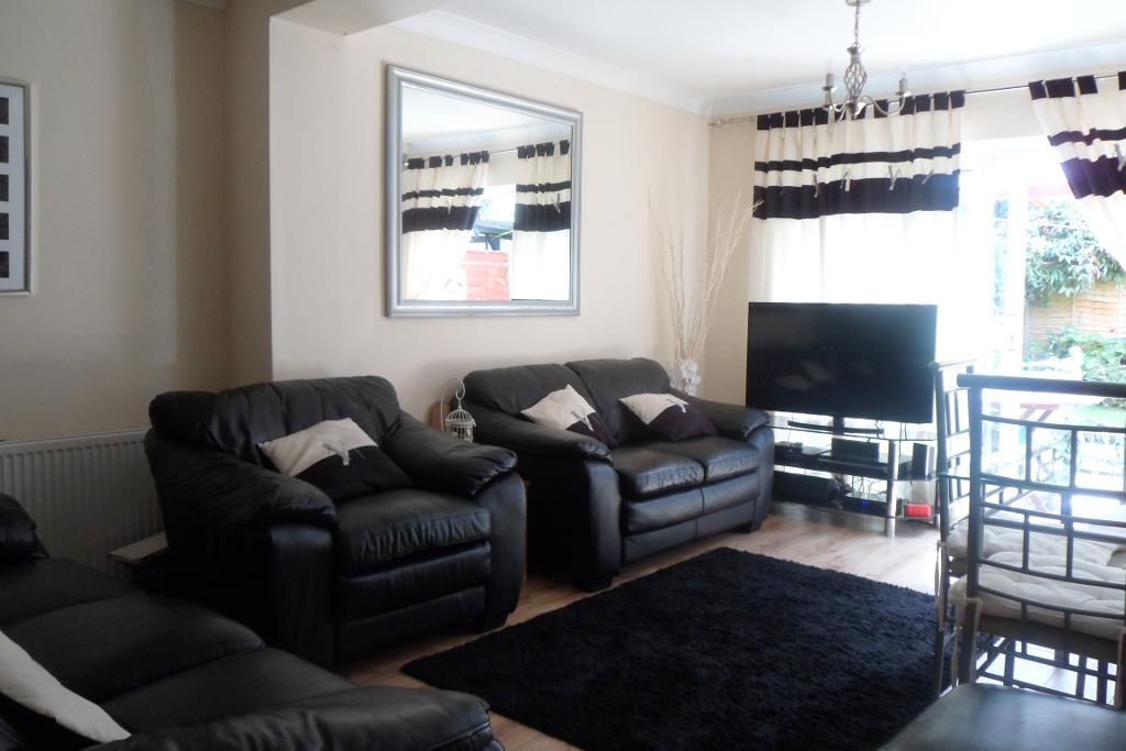 Southend Lane, Bellingham, London, SE6 3RP