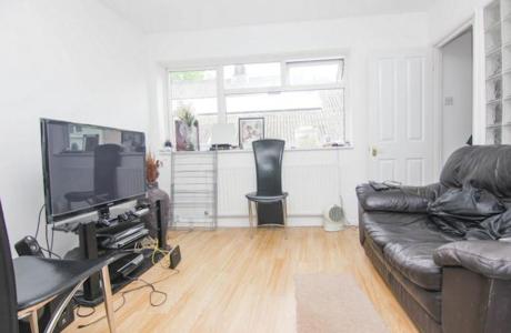 Estreham Road, London, SW16 5PQ