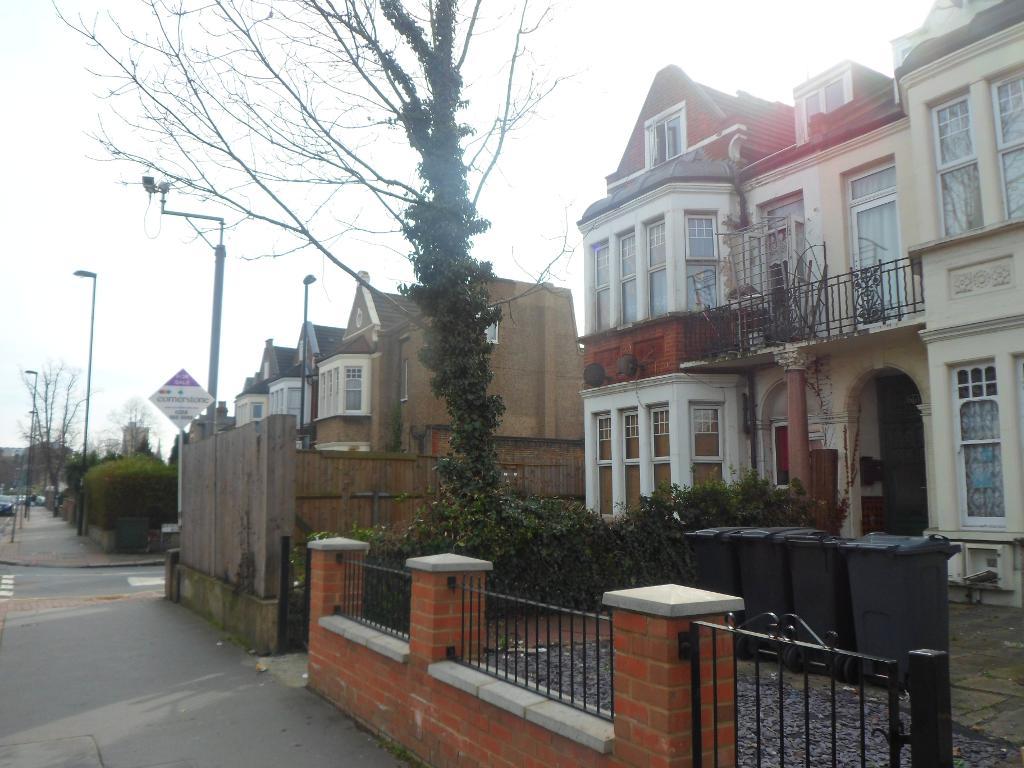 London Road, Thornton Heath, London, CR7 6AZ