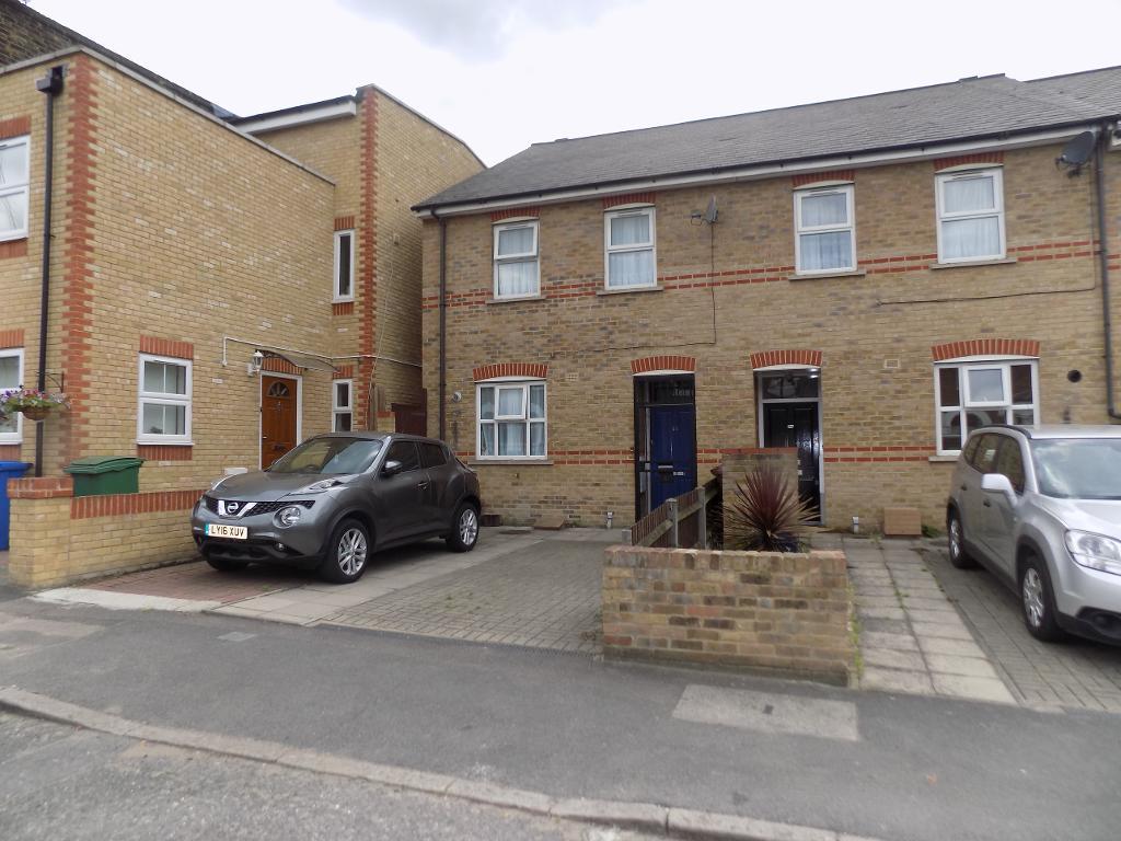 Kirkwood Road, Nunhead, SE15 2BG