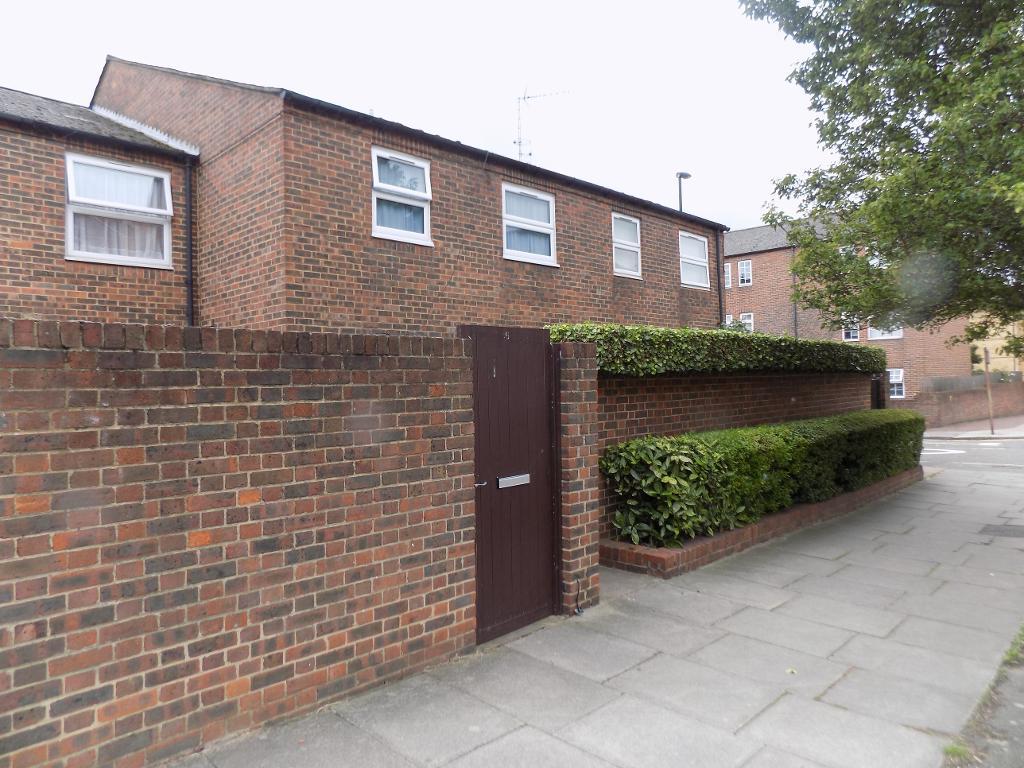 Wastdale Road, Forest Hill, SE23 1HN